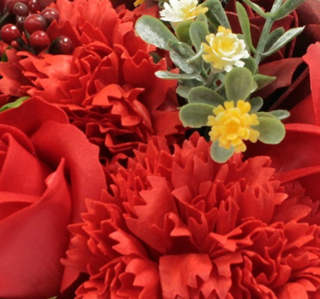 Rose Soap Flower Bouquet & Candle Gift Set