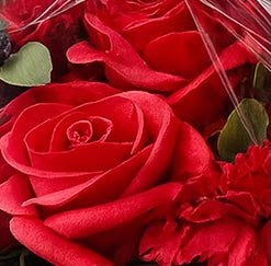 Rose Soap Flower Bouquet & Candle Gift Set